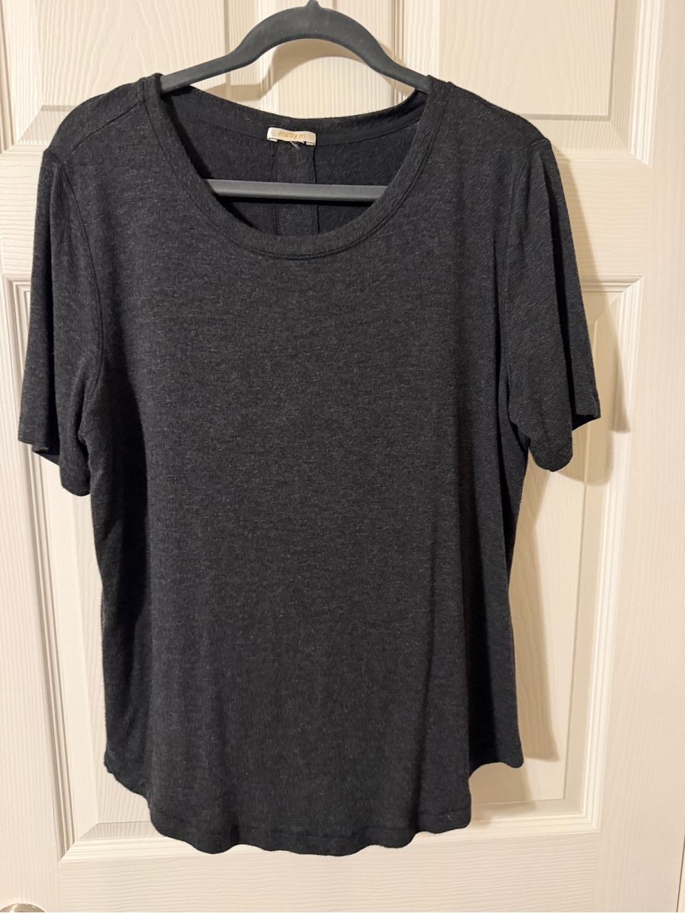 Women's Short Sleeve Crewneck Tee in Charcoal